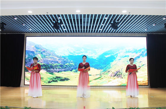 市中心血站舉行慶祝中國共產(chǎn)黨成立100周年表彰大會(huì)暨“紅色經(jīng)典誦讀”競(jìng)賽活動(dòng)